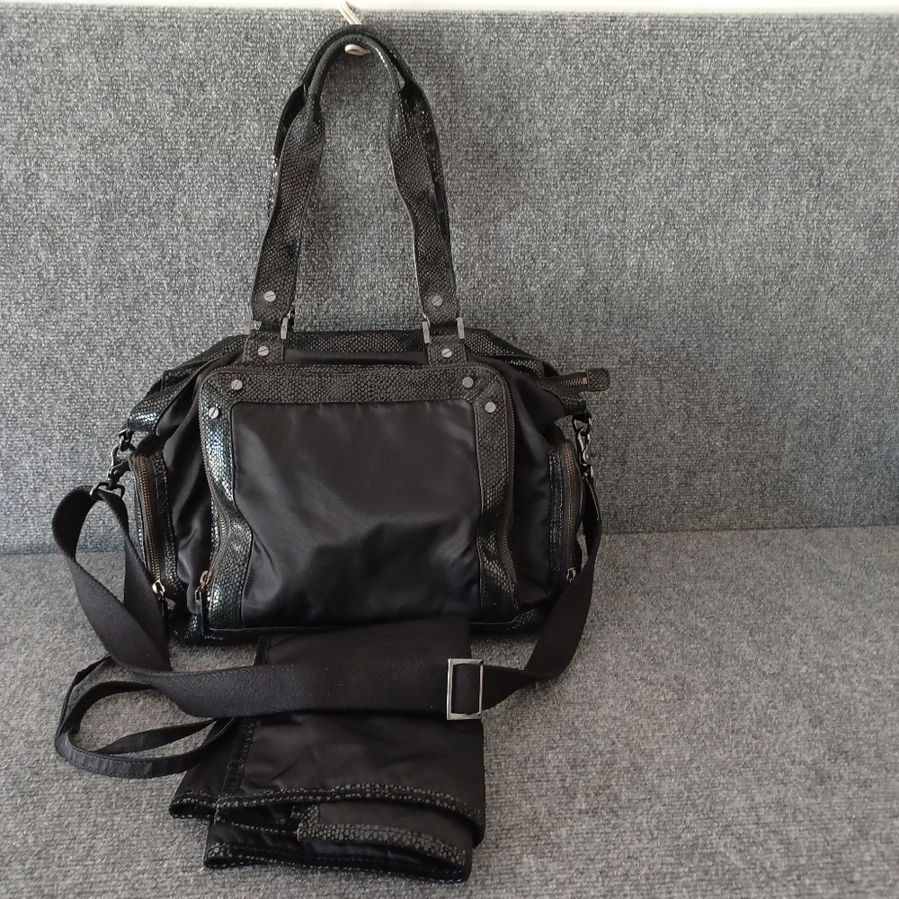 Tory Burch Diaper Bag Shoulder Strap Crossbody Color Black With Changing Pad